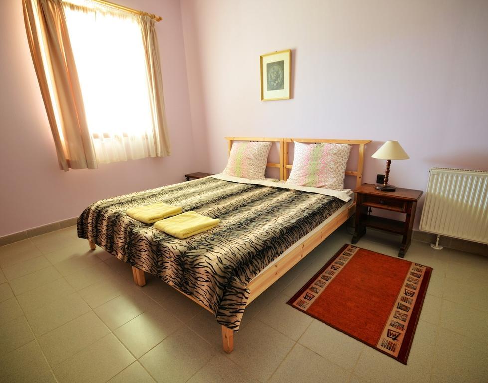 Gergely Tanya Hotel Garabonc Room photo